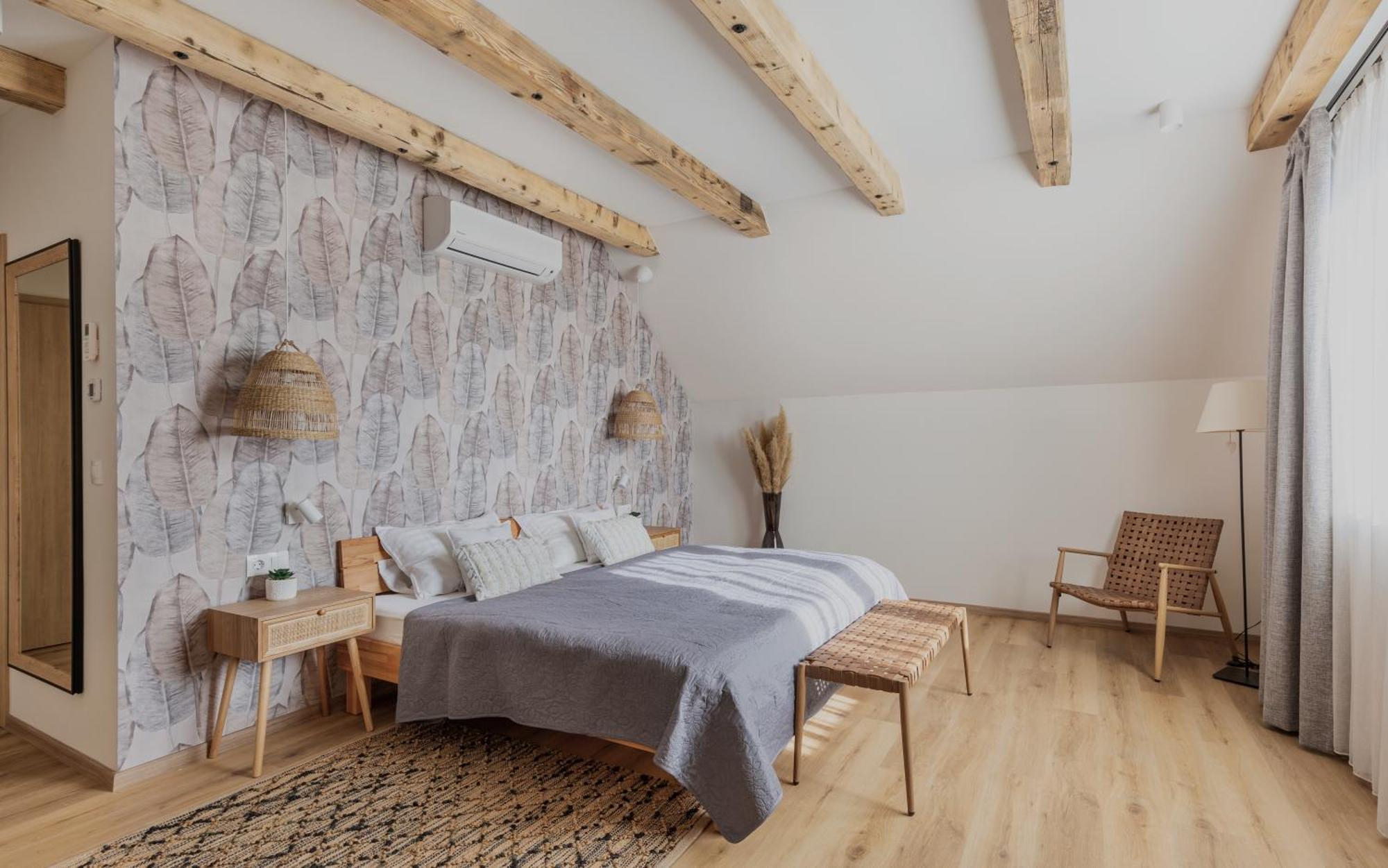 Tulipan Haz Gyal Apartment ภายนอก รูปภาพ