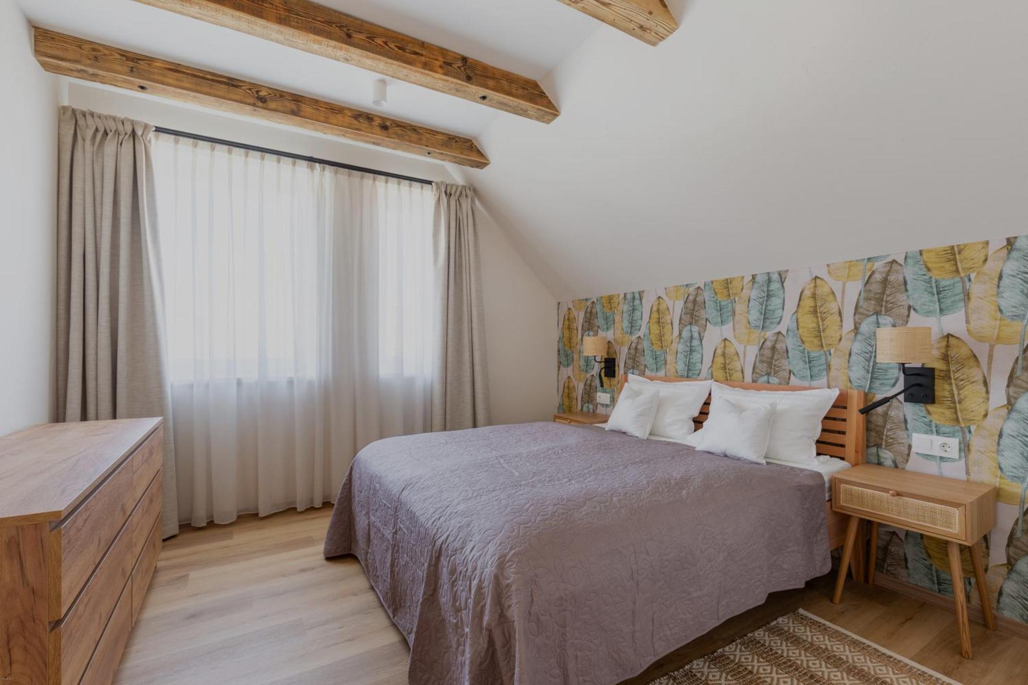 Tulipan Haz Gyal Apartment ภายนอก รูปภาพ